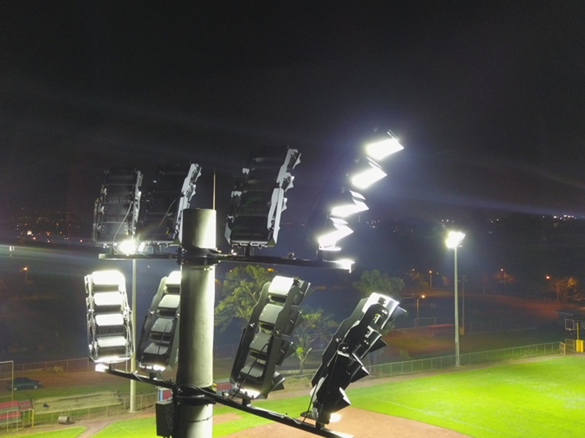 Proyecto Iluminacion LED Estadio neisbol CODEA 2