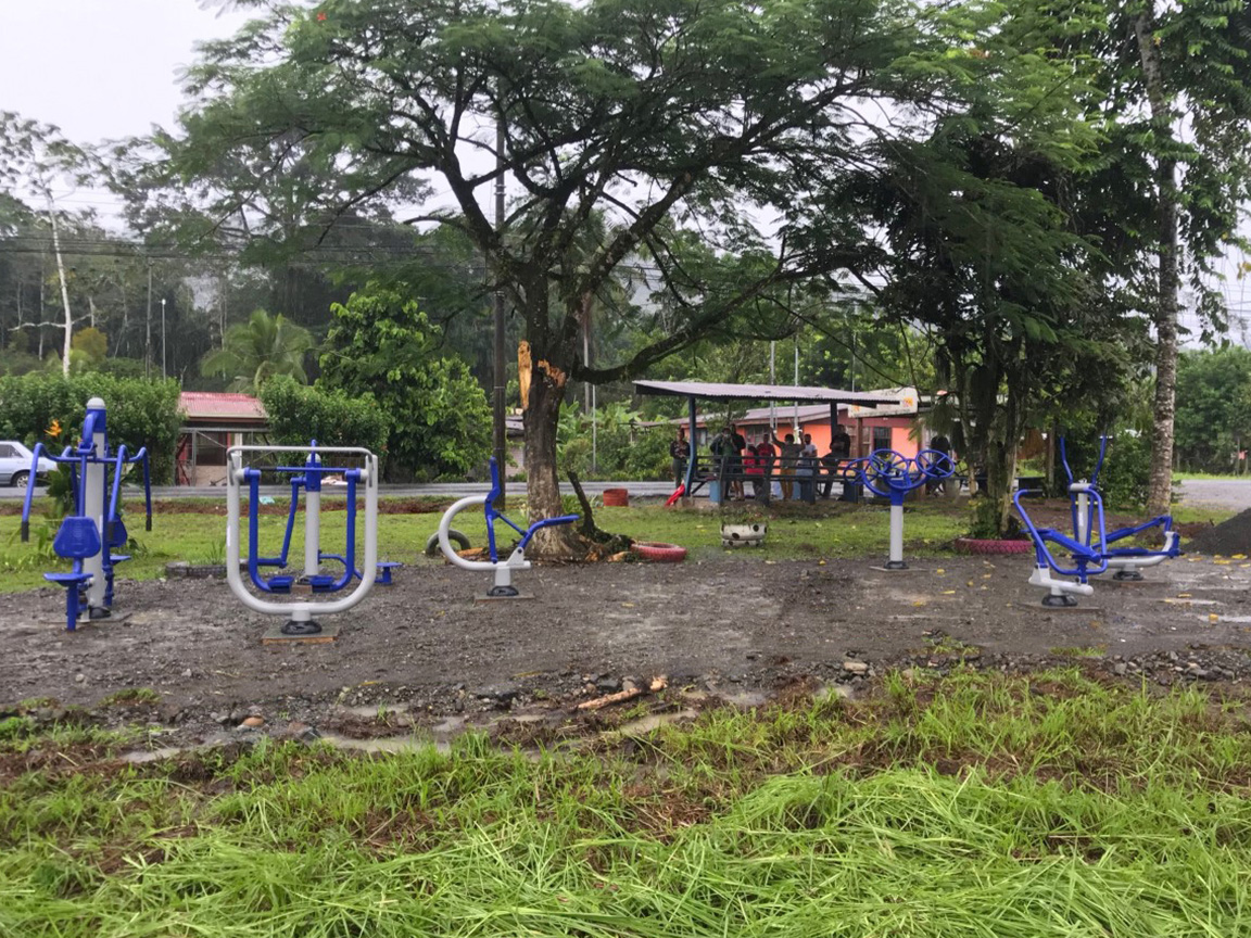 Gimnasio al aire libre Parque Volio Municipalidad Talamanca2