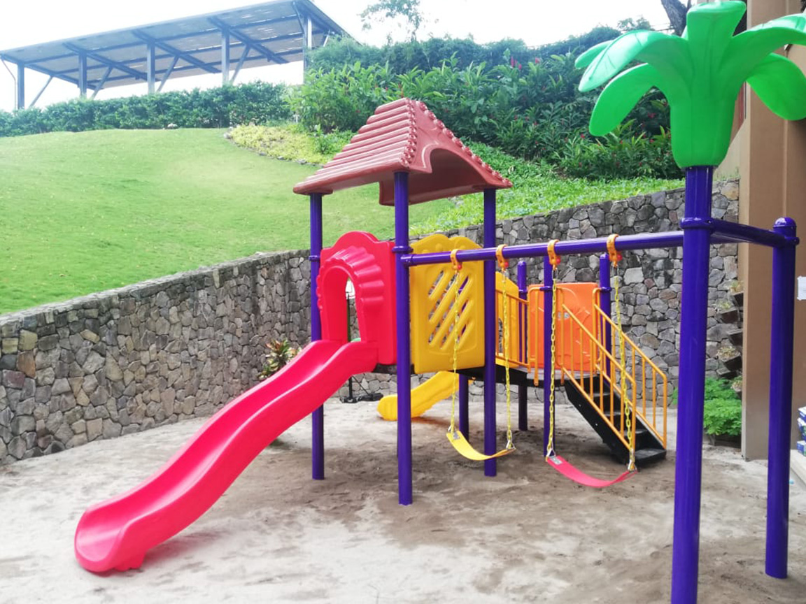 Playground Four Seasons Papagayo2